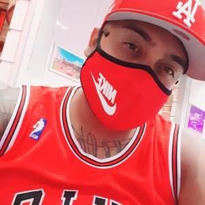 Meet your Posher, Mike